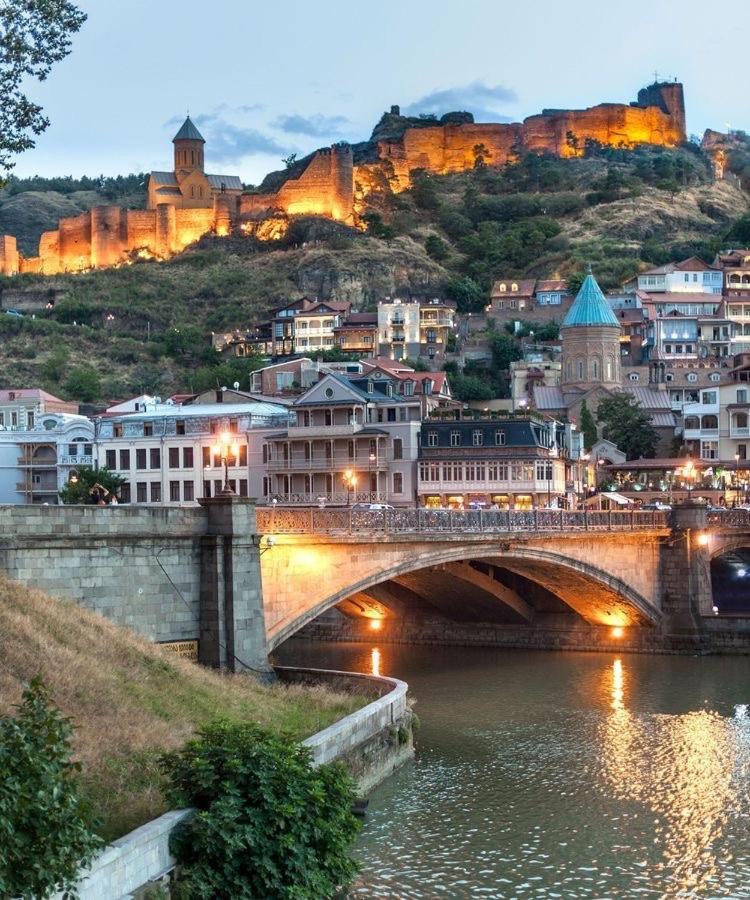Big Three Apartments In Avlabari, Old Tbilisi Exterior foto
